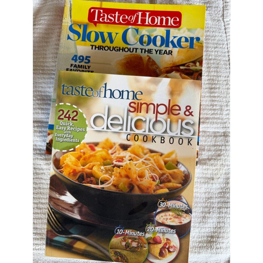 Vintage 2 Taste of Home Cookbooks Slow Cooker 2004 & Simple and Delicious 2007